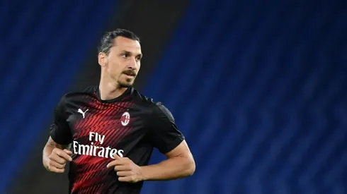 Ibrahimovic agrees to play another season at AC Milan for 7m euros - reports