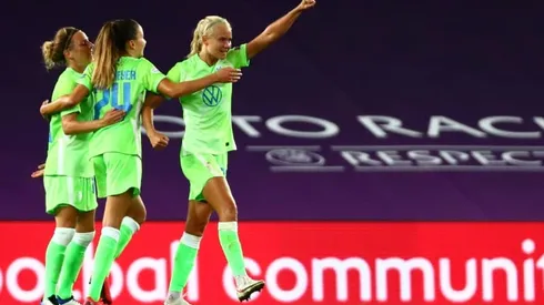 Wolfsburg edge Barcelona to reach Women's Champions League final