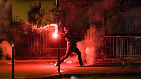 83 arrests, cars ablaze as angry PSG fans clash with police