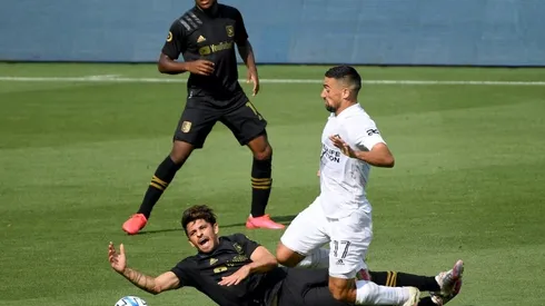 Galaxy down LAFC 2-0 as Vela injured in 'El Trafico'