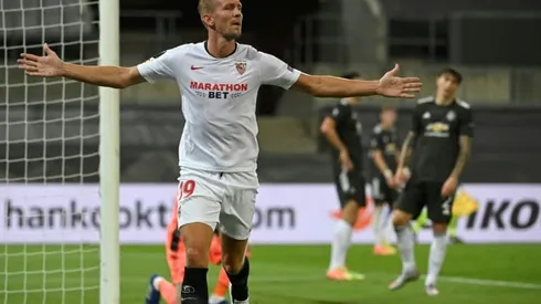 Solskjaer eyes signings as Sevilla punish wasteful Man Utd