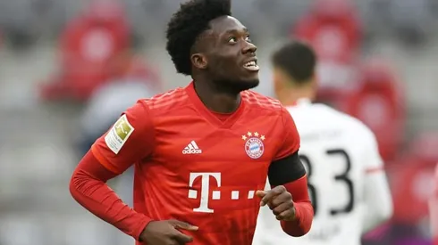 Davies sits out Bayern training with groin strain