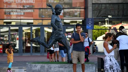 Lisbon opens its arms to 'bizarre' Champions League finale