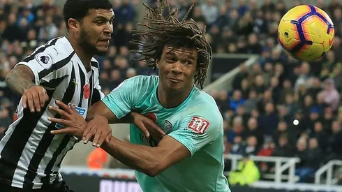 Manchester City land Bournemouth's Ake for £40 million