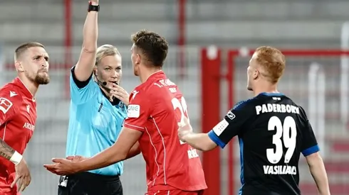 Pioneer female referee Steinhaus announces her retirement