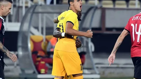 Tottenham move the goalposts to win in Macedonia, Milan survive without Ibrahimovic