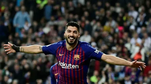 Tearful Suarez says goodbye to Barca ahead of Atletico switch