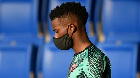 Wolves sign Barcelona defender Nelson Semedo
