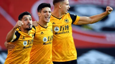 Wolves' fast start subdues Blades