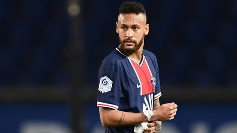 Furious Neymar alleges racism as five sent off in PSG storm