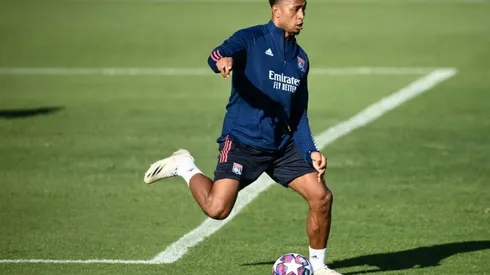 Fulham sign Lyon defender Tete