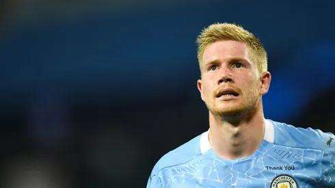 Guardiola hails City's De Bruyne as world's best midfielder