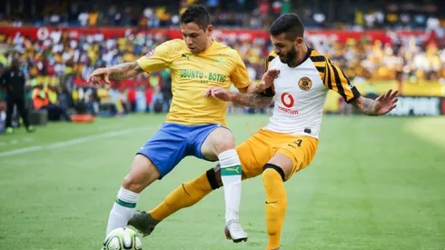 Referee error helps Chiefs stay ahead of Sundowns in title race