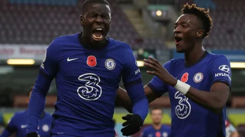 Man City, Chelsea close on Premier League leaders