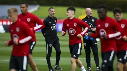 Giggs' childhood experiences add weight to taking the knee