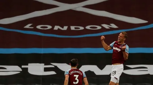 Moyes asks why fans can watch West Ham in cinema but not stadium