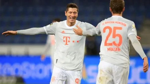 Lewandowski, Mueller doubles send Bayern second with 'crazy' Bielefeld win