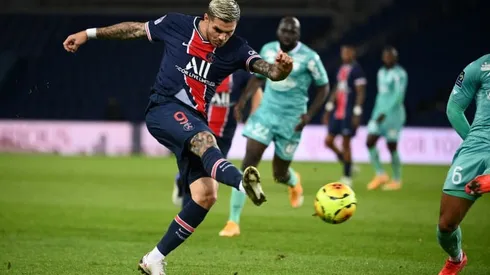 PSG's Icardi out of Champions League match against Manchester Utd
