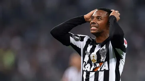 Brazil forward Robinho rejoins Santos