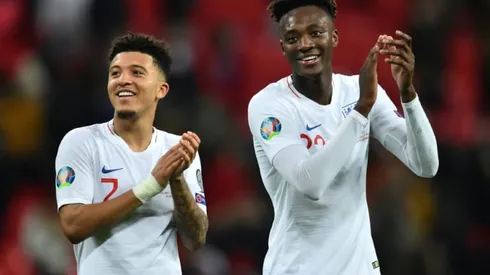 England delay arrival of Abraham, Chilwell and Sancho over alleged virus breach