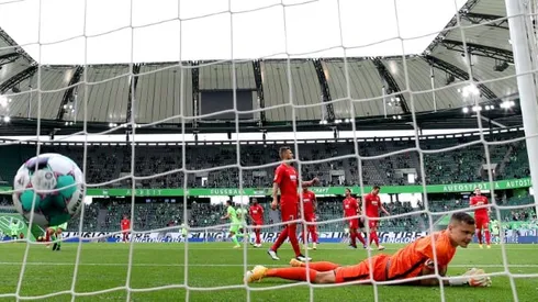 Augsburg miss chance to go top in Wolfsburg draw