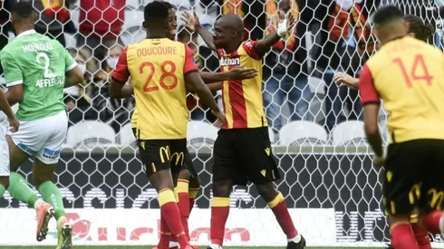 Kakuta penalty sends promoted Lens up to second
