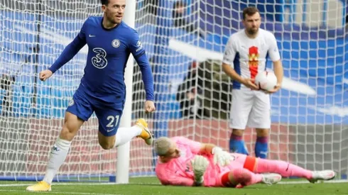 Chelsea click into gear, James takes Everton top