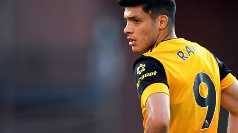 Jimenez signs new Wolves contract