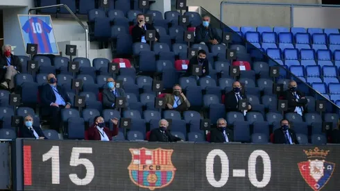 Barcelona and Napoli lead tributes to former star Maradona