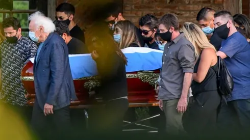 Argentina bids final farewell to favorite son Maradona
