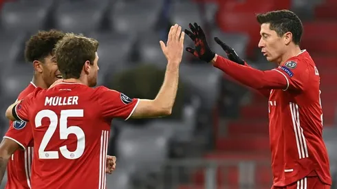 Bayern reach last 16 as Lewandowski matches Raul goal tally