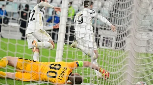 'Lucky' late Morata strike seals Juventus last-16 berth