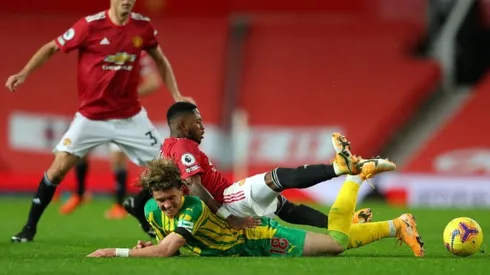 Some spectators allowed to return to sports events in England