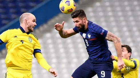 Giroud scores twice as France come back to beat Sweden
