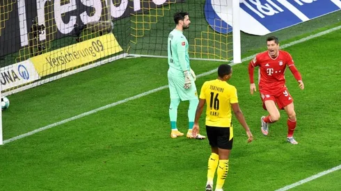 Lewandowski strikes as Bayern Munich down Dortmund to go top
