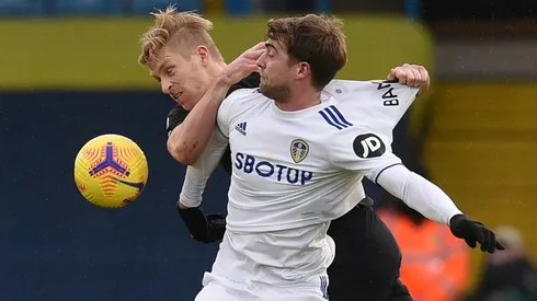 Leeds hold off Burnley, West Ham deny Brighton