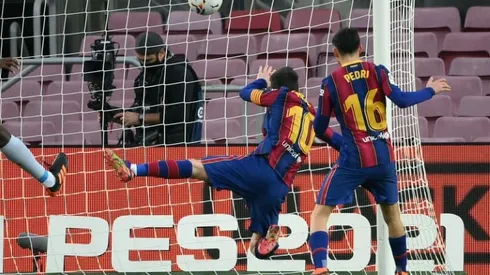 Messi equals Pele's record of goals for a single club