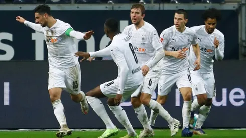 Gladbach snatch late draw as Stindl claims hat-trick