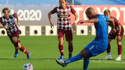 Negrao penalty puts Ulsan Hyundai in Asian Champions League final
