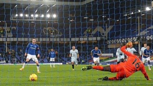 Lampard says Chelsea title talk 'ridiculous' after defeat at Everton