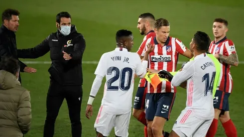 Real Madrid take derby honours