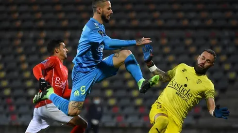 Fifth straight win lifts Marseille to within a point of PSG