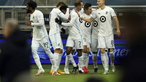 Molino scores twice as Minnesota stuns Kansas City in MLS playoffs