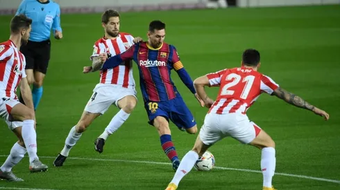 Messi shows his worth but Suarez double stretches Atletico lead