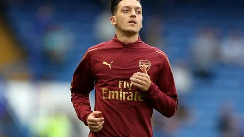 Wenger lauds 'genius' of Fenerbahce-bound Ozil