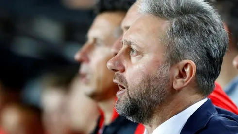 Brzeczek leaves job as Poland coach