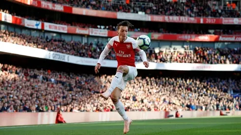 Arsenal outcast Ozil confirms Fernabahce move