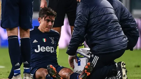 Juventus' Dybala out for up to 20 days with knee injury