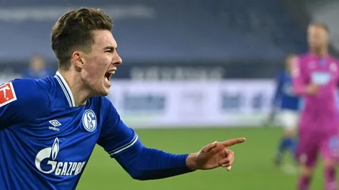 Hoppe and glory as Schalke avoid equalling Bundesliga's longest winless run