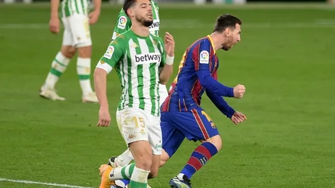 Super-sub Messi leads Barcelona comeback against Betis
